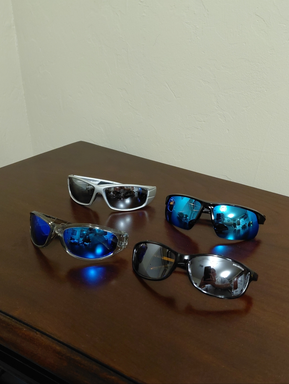 Foster Grant Sunglasses Set Of 4